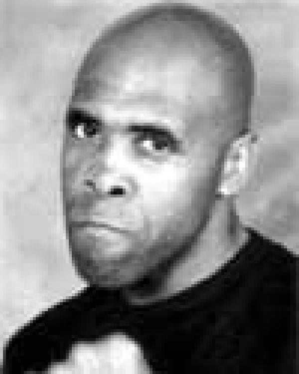 Mike Jones - Photo Actress